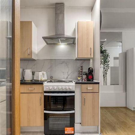 شقة Cosy 2Br Retreat Near Paddington Station لندن المظهر الخارجي الصورة